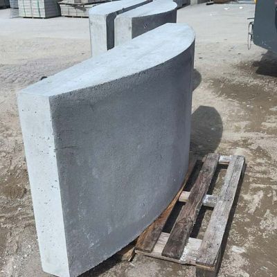 BARRIERA DI SICUREZZA SU MISURA PER DISTRIBUTORE BENZINA